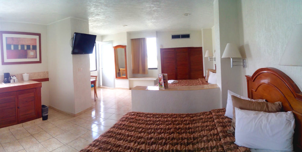 Hotel & Suites Real Del Lago Villahermosa Exteriör bild