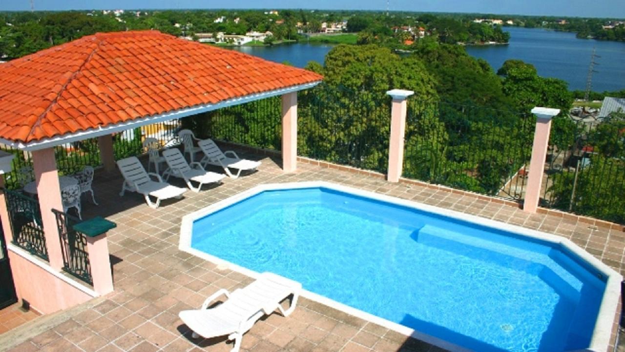 Hotel & Suites Real Del Lago Villahermosa Exteriör bild