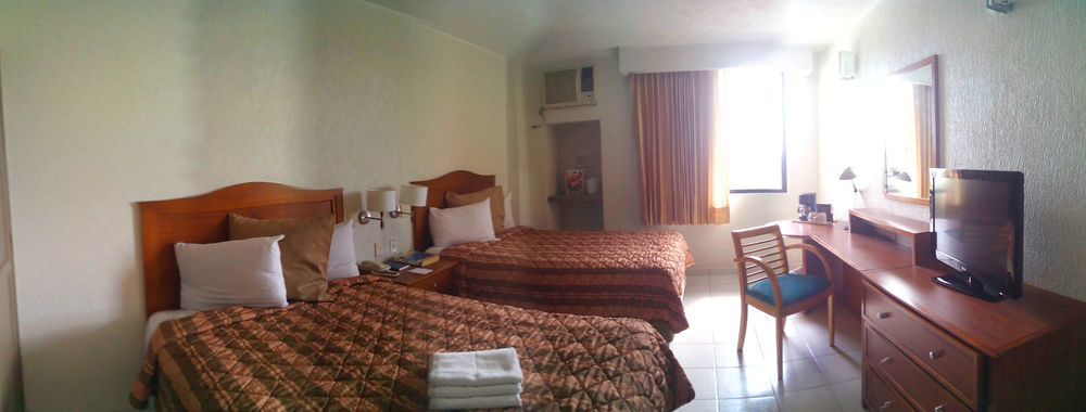 Hotel & Suites Real Del Lago Villahermosa Exteriör bild