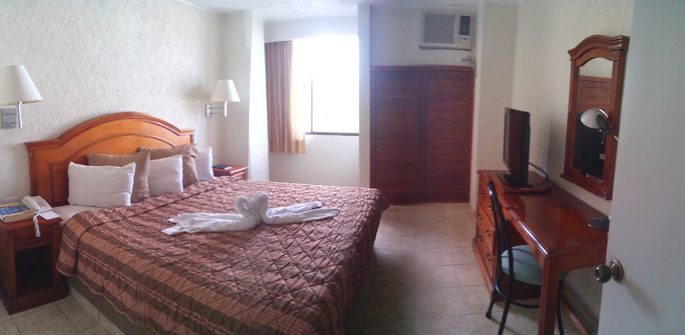 Hotel & Suites Real Del Lago Villahermosa Exteriör bild