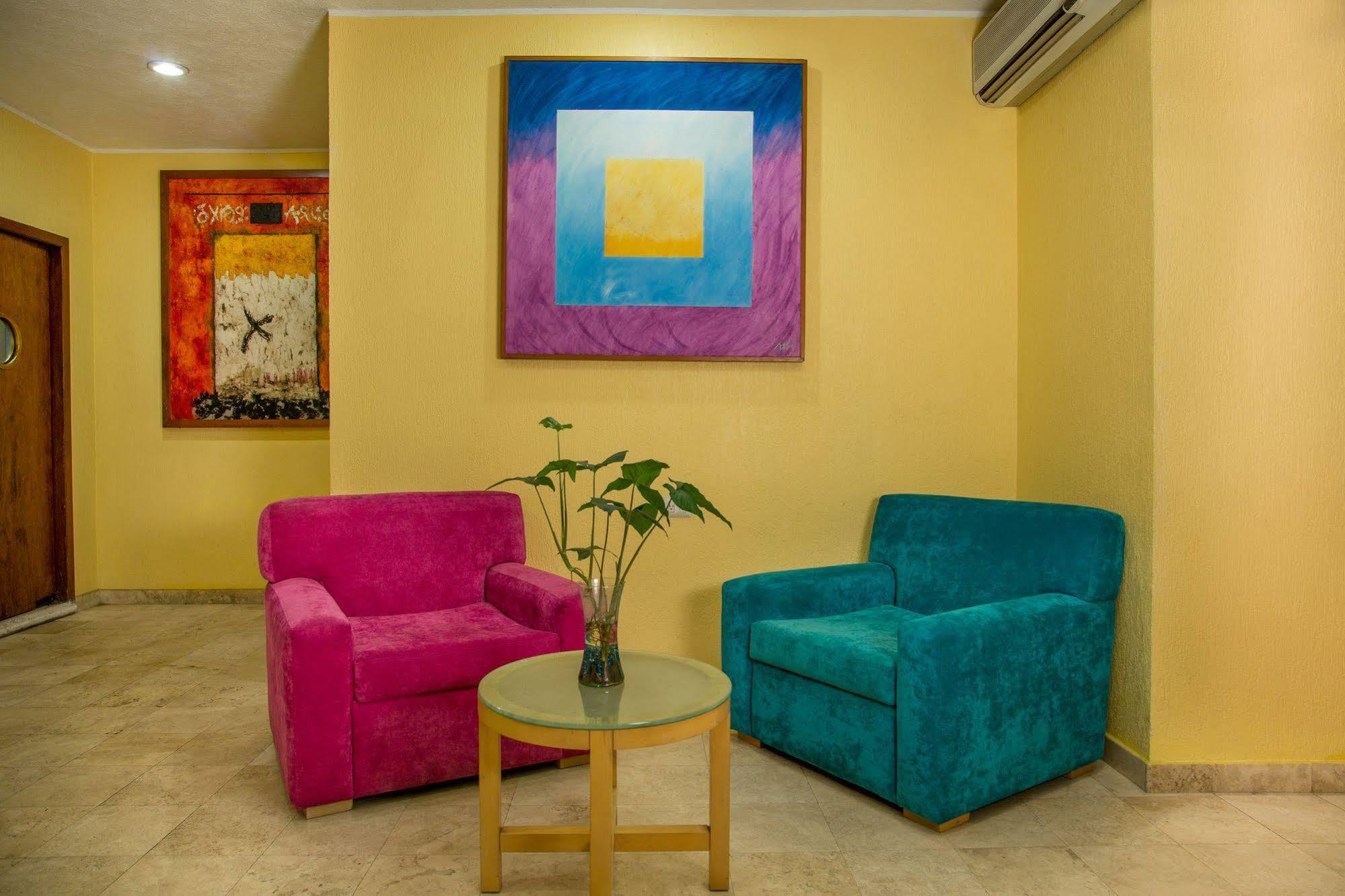 Hotel & Suites Real Del Lago Villahermosa Exteriör bild