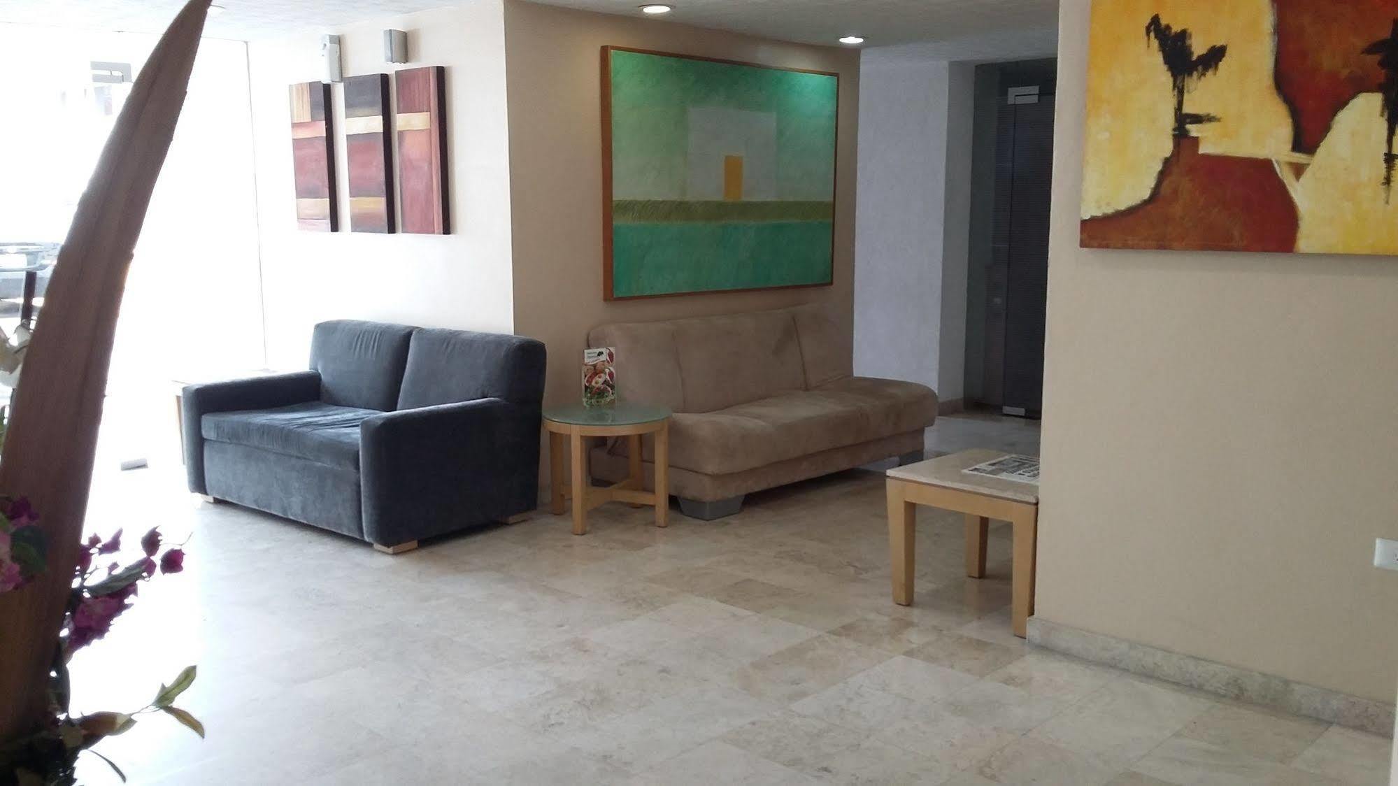 Hotel & Suites Real Del Lago Villahermosa Exteriör bild